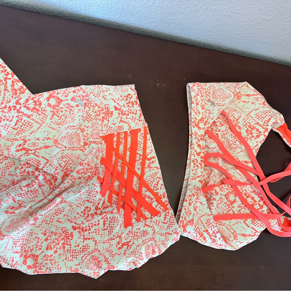 Fabletics Boost Impact Sports Bra III and Powerhold Leggings